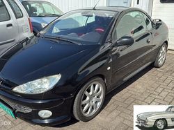 Zwart Gebruikt 2003 Peugeot 206 CC Cabriolet | € 999 (Eerlijke prijs)