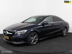 Blauw, metallic lak Gebruikt 2018 Mercedes CLA180 AMG Sedan | € 24.950 (Iets duurder)