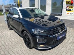 Zwart Gebruikt 2020 VW T-Roc Business SUV | € 24.250 (Eerlijke prijs)