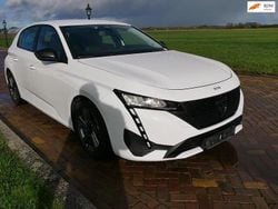 Wit Gebruikt 2022 Peugeot 308 Active Hatchback | € 12.465 (Super prijs)