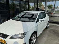 Wit Gebruikt 2015 Seat Leon FR Hatchback | € 8.650 (Eerlijke prijs)