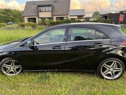 Zwart Gebruikt 2014 Mercedes A180 Hatchback | € 13.500 (Eerlijke prijs)