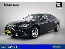 Zwart Gebruikt 2019 Lexus ES300H President Line Sedan | € 44.945 (Duur)