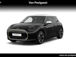Overige Gebruikt 2023 Mini Cooper Favoured Hatchback | € 46.357 (Eerlijke prijs)