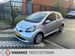 Grijs Gebruikt 2006 Toyota Aygo Hatchback | € 775 (Eerlijke prijs)