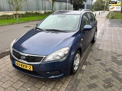 Blauw Gebruikt 2010 Kia Ceed Stationwagen | € 1.899 (Goede deal)