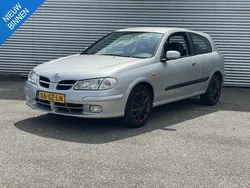 Grijs Gebruikt 2001 Nissan Almera Hatchback | € 1.950