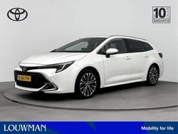 Wit Gebruikt 2024 Toyota Corolla Edition Stationwagen | € 30.945 (Eerlijke prijs)