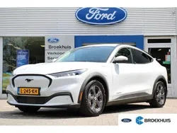 Wit Gebruikt 2021 Ford Mustang Mach-E SUV | € 26.900 (Eerlijke prijs)
