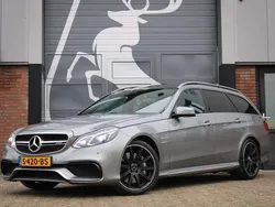 Grijs, metallic lak Gebruikt 2014 Mercedes E63 AMG AMG Stationwagen | € 39.750