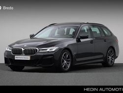 Zwart Gebruikt 2021 BMW 520 Executive Stationwagen | € 38.880 (Goede deal)