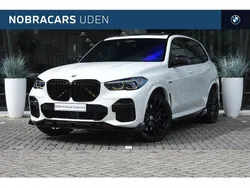 Alpinweiss (licht wit) Gebruikt 2022 BMW X5 Comfort Edition SUV | € 66.950 (Eerlijke prijs)