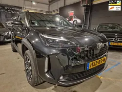 Zwart Gebruikt 2024 Toyota Yaris Cross Active SUV | € 28.449 (Eerlijke prijs)