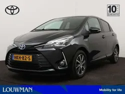 Zwart Gebruikt 2019 Toyota Yaris Hybrid Limited Hatchback | € 16.945 (Eerlijke prijs)