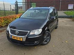 Zwart Gebruikt 2007 VW Touran Highline MPV | € 2.999 (Goede deal)