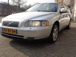 Grijs Gebruikt 2005 Volvo V70 Momentum Stationwagen | € 4.950 (Iets duurder)