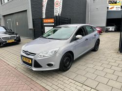Grijs Gebruikt 2014 Ford Focus Hatchback | € 3.999 (Super prijs)