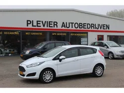 Wit Gebruikt 2015 Ford Fiesta S Hatchback | € 4.995 (Eerlijke prijs)