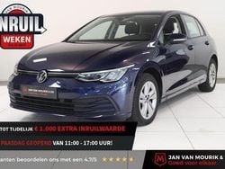 Blauw Gebruikt 2022 VW Golf VIII Life Hatchback | € 17.900 (Goede deal)