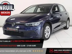 Blauw Gebruikt 2022 VW Golf VIII Life Hatchback | € 19.440 (Goede deal)