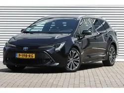Zwart Gebruikt 2021 Toyota Corolla Team Stationwagen | € 22.445 (Eerlijke prijs)