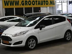 Wit Gebruikt 2015 Ford Fiesta Hatchback | € 4.744 (Goede deal)