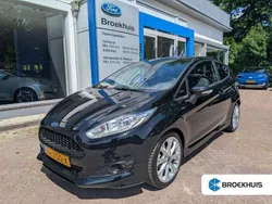 Zwart Gebruikt 2017 Ford Fiesta ST-Line Hatchback | € 12.450 (Eerlijke prijs)