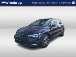 Blauw Gebruikt 2022 VW Golf VIII Style Hatchback | € 25.950 (Goede deal)