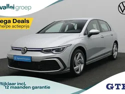 Zilver, metallic lak Gebruikt 2021 VW Golf VIII GTE Hatchback | € 27.900 (Eerlijke prijs)