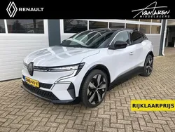 Grijs Gebruikt 2024 Renault Mégane Techno Hatchback | € 35.950