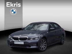 Dravitgrau metallic (grijs metallic) Gebruikt 2021 BMW 318 Efficient Dynamics Sedan | € 24.900 (Super prijs)