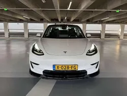 Gebruikt 2022 Tesla Model 3 Long Range Sedan | € 31.990 (Iets duurder)