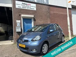 Blauw Gebruikt 2009 Toyota Aygo Comfort Hatchback | € 1.849 (Eerlijke prijs)