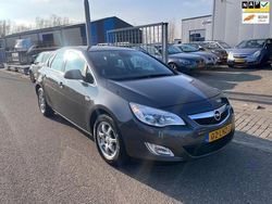 Grijs Gebruikt 2010 Opel Astra Cosmo Hatchback | € 4.999 (Eerlijke prijs)