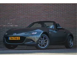 Grijs, metallic lak Gebruikt 2018 Mazda MX5 Cabriolet | € 22.950 (Eerlijke prijs)
