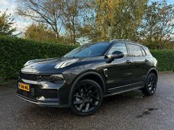 Zwart Gebruikt 2022 Lynk & Co 01 SUV | € 22.900 (Eerlijke prijs)
