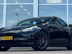 Zwart Gebruikt 2019 Tesla Model 3 Long Range AWD Sedan | € 19.994 (Eerlijke prijs)