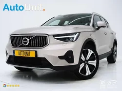 Beige Gebruikt 2022 Volvo XC40 Ultimate SUV | € 35.840 (Eerlijke prijs)
