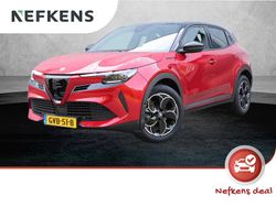 Rood Nieuw 2025 Alfa Romeo Junior Edizione Speciale SUV | € 35.400 (Super prijs)