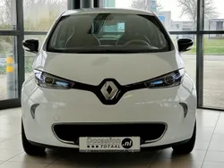 Wit Gebruikt 2015 Renault Zoe Intens Hatchback | € 6.950 (Iets duurder)