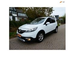 Wit Gebruikt 2013 Renault Scénic III Expression MPV | € 5.745 (Eerlijke prijs)