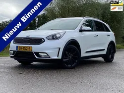 Wit, metallic lak Gebruikt 2018 Kia Niro SUV | € 12.444 (Eerlijke prijs)
