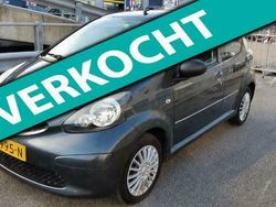 Grijs Gebruikt 2007 Toyota Aygo Hatchback | € 3.299 (Eerlijke prijs)