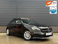 Zwart Gebruikt 2017 Mercedes A180 Edition Hatchback | € 11.900 (Eerlijke prijs)