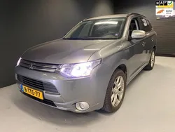 Grijs Gebruikt 2014 Mitsubishi Outlander Edition SUV | € 10.999 (Eerlijke prijs)