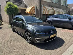 Zwart Gebruikt 2015 VW Golf VII GTE Stationwagen | € 11.000 (Eerlijke prijs)