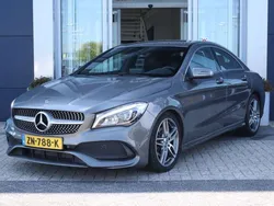 Grijs, metallic lak Gebruikt 2019 Mercedes CLA180 AMG line Sedan | € 23.400 (Eerlijke prijs)