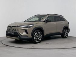 Beige metallic Nieuw 2025 Toyota Corolla Cross SUV | € 43.439 (Iets duurder)