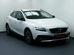 Wit Gebruikt 2018 Volvo V40 CC Dynamic Stationwagen | € 21.444 (Eerlijke prijs)