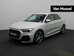 Grijs Gebruikt 2024 Audi A1 Sportback S-Line Hatchback | € 31.900 (Eerlijke prijs)